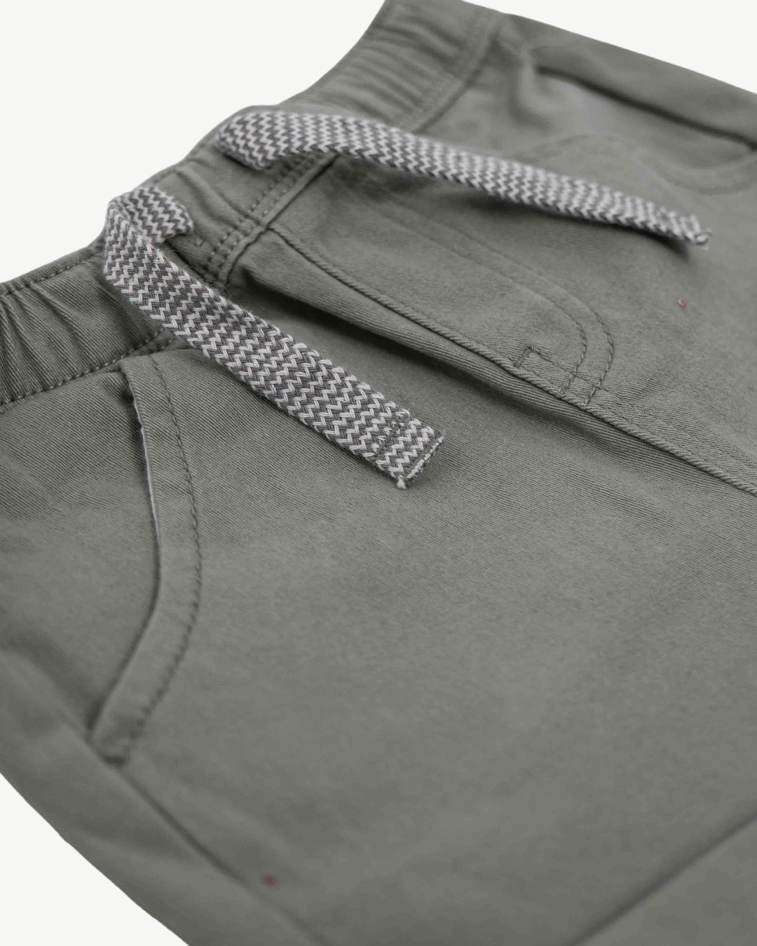 Short Garçon DIMPLES Vert Clair